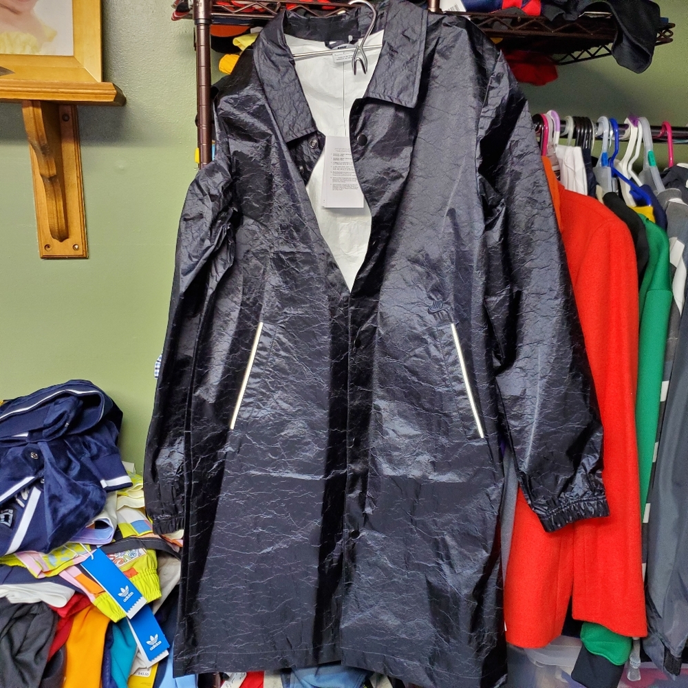Nike Sportswear Style Essentials Long Coach's Jacket DH7847-010 Mens Small